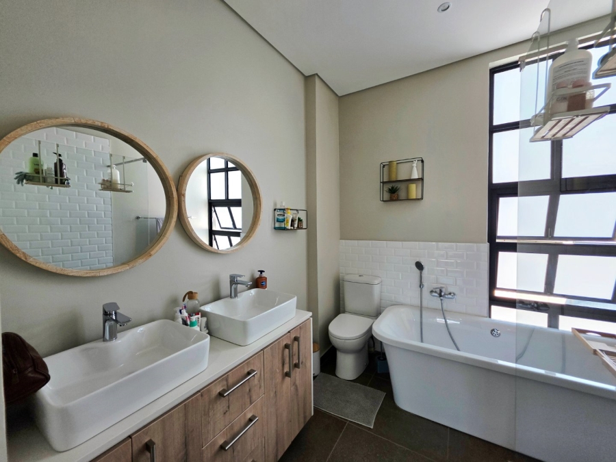 3 Bedroom Property for Sale in Woodland Hills Bergendal Free State